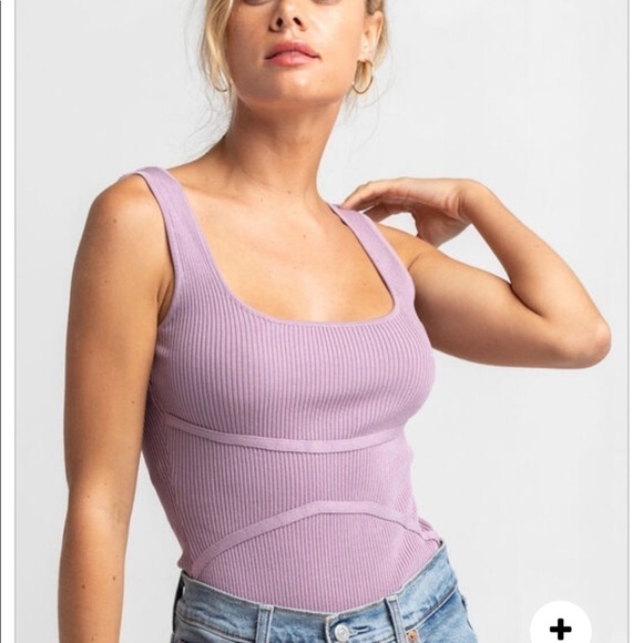 𝅺nwt bodysuit - Picture 1 of 5